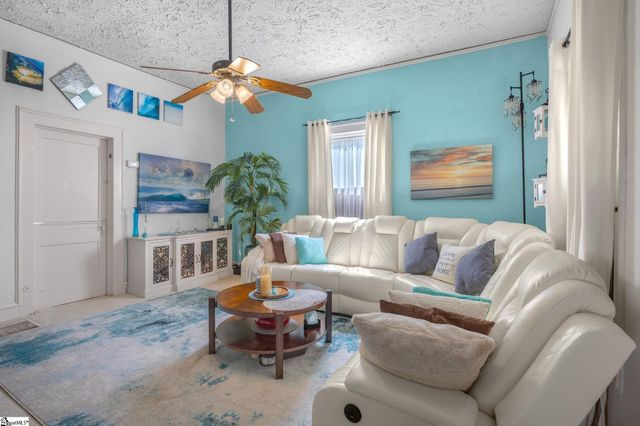 38 S 6th Street, Greenville, SC 29611