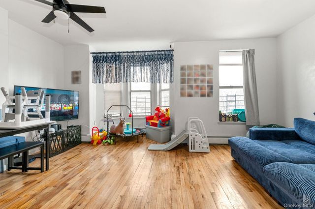 426 54th Street, Brooklyn, NY 11220