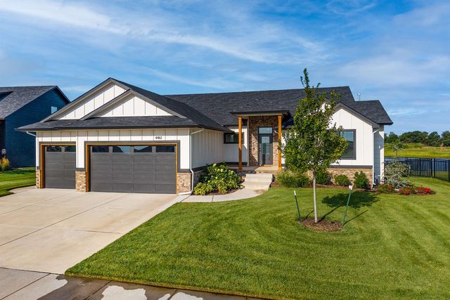 4461 N Bluestem St, Maize, KS 67101
