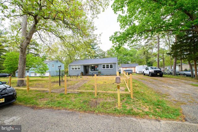 204 HOLLY LN, Williamstown, NJ 08094