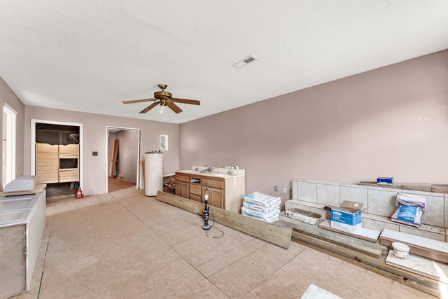 5040 Highway 5, Hartville, MO 65667