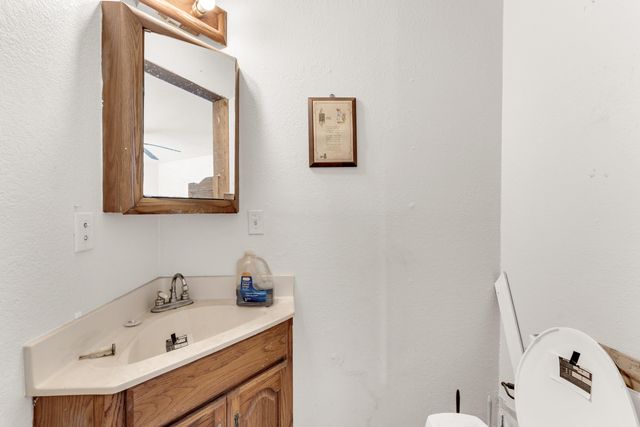 5040 Highway 5, Hartville, MO 65667