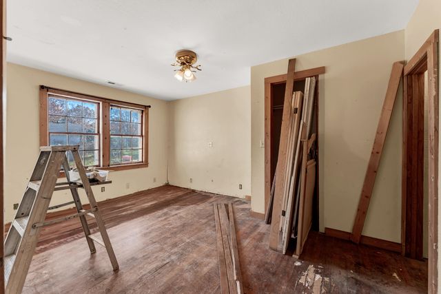 5040 Highway 5, Hartville, MO 65667