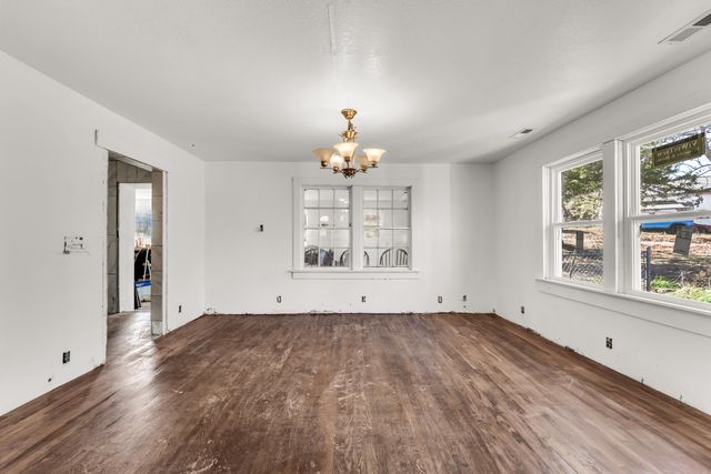 5040 Highway 5, Hartville, MO 65667