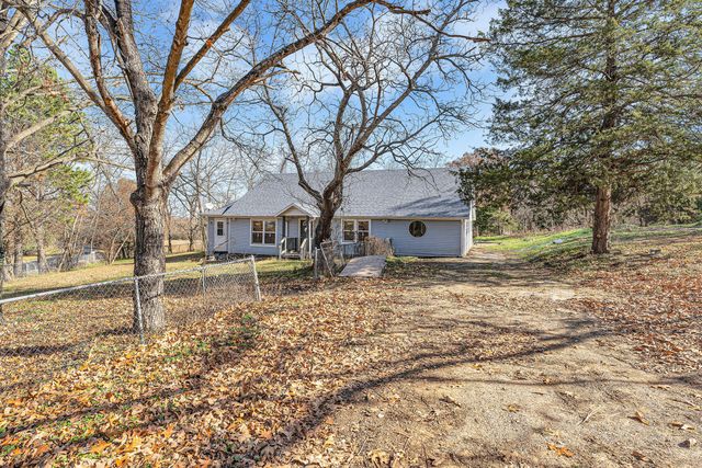 5040 Highway 5, Hartville, MO 65667