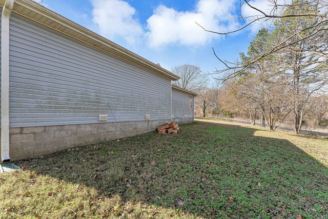 5040 Highway 5, Hartville, MO 65667