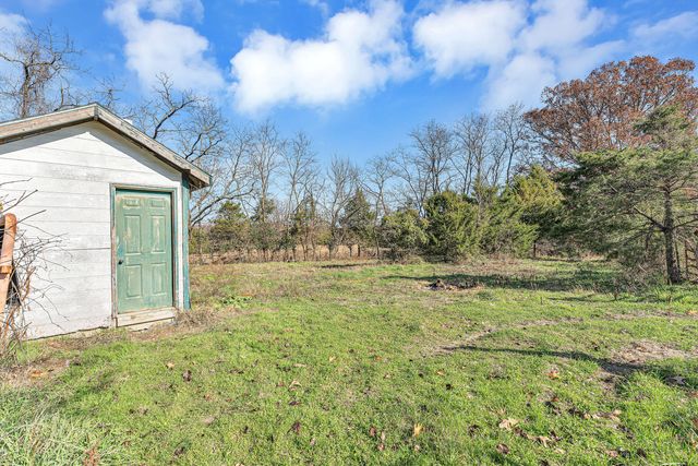 5040 Highway 5, Hartville, MO 65667