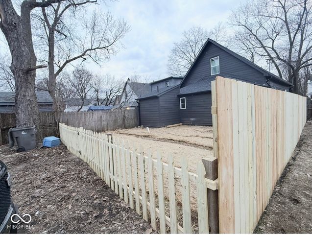 2305 S Meridian Street, Indianapolis, IN 46225