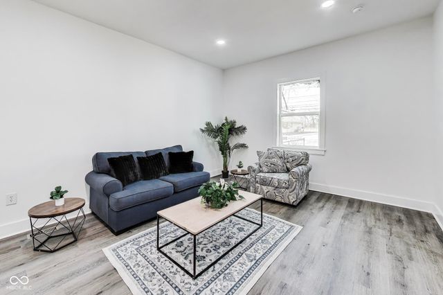 2305 S Meridian Street, Indianapolis, IN 46225