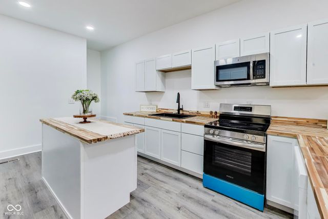 2305 S Meridian Street, Indianapolis, IN 46225