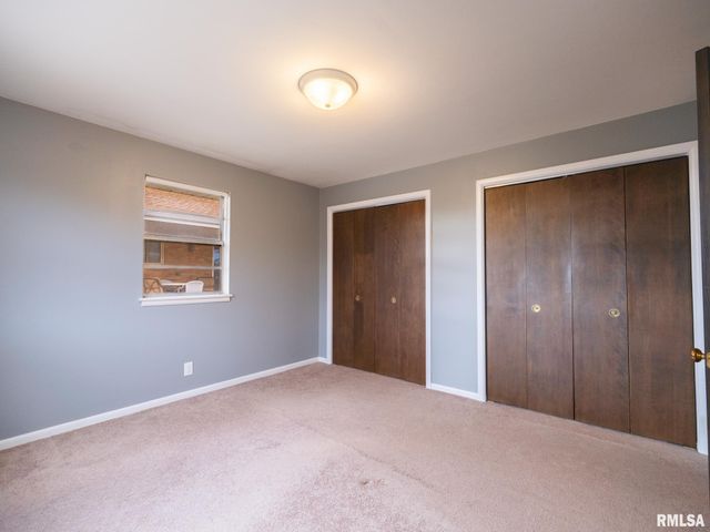 1703 W CLAREWOOD Avenue, Peoria, IL 61614