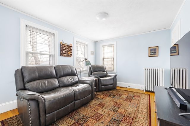 390 Weld St 2, Boston, MA 02132