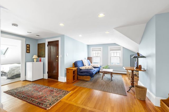390 Weld St 2, Boston, MA 02132