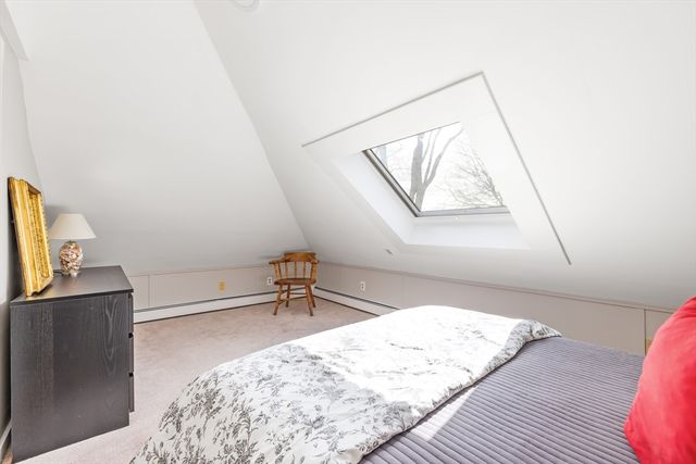 390 Weld St 2, Boston, MA 02132