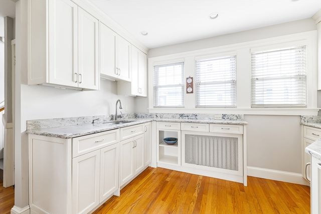 390 Weld St 2, Boston, MA 02132
