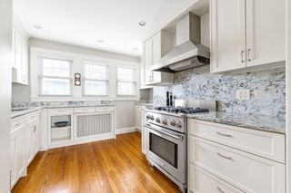 390 Weld St 2, Boston, MA 02132