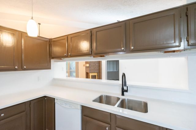 1314 Frontier Lane, Friendswood, TX 77546