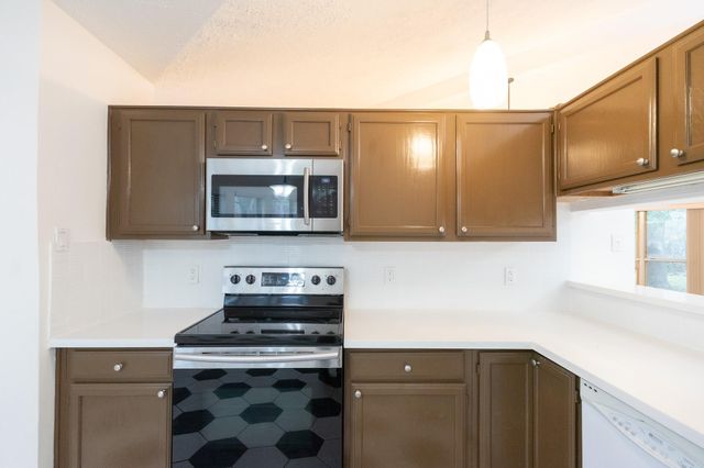 1314 Frontier Lane, Friendswood, TX 77546