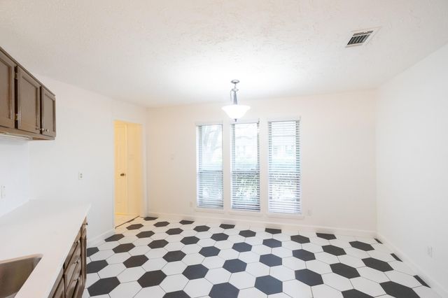 1314 Frontier Lane, Friendswood, TX 77546