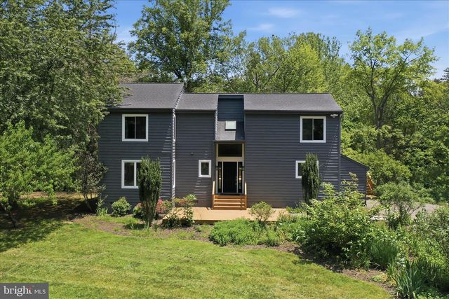 2391 HOLLY SPRINGS RD, Amissville, VA 20106