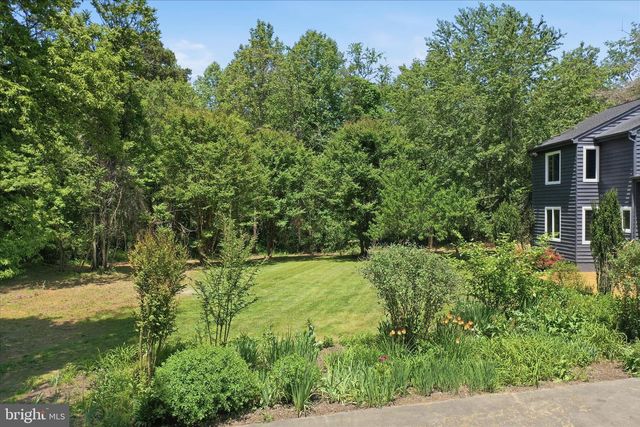 2391 HOLLY SPRINGS RD, Amissville, VA 20106