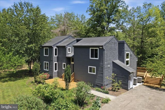 2391 HOLLY SPRINGS RD, Amissville, VA 20106