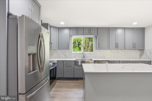 2391 HOLLY SPRINGS RD, Amissville, VA 20106