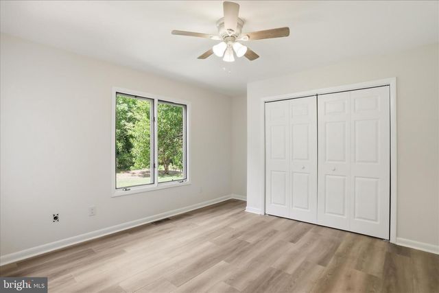 2391 HOLLY SPRINGS RD, Amissville, VA 20106