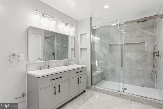 2391 HOLLY SPRINGS RD, Amissville, VA 20106