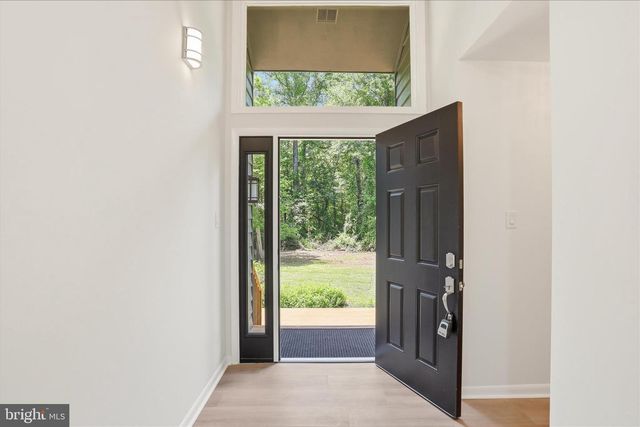 2391 HOLLY SPRINGS RD, Amissville, VA 20106