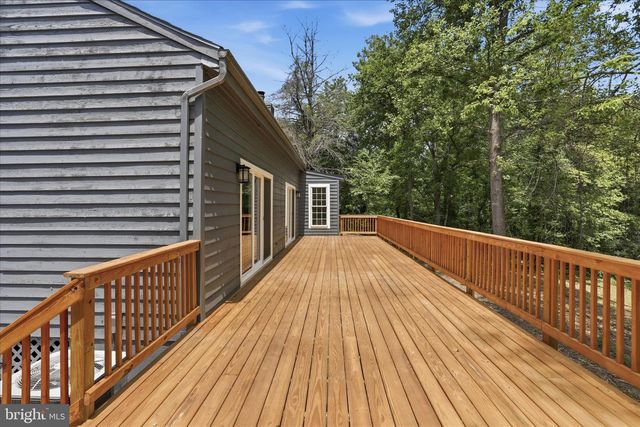 2391 HOLLY SPRINGS RD, Amissville, VA 20106