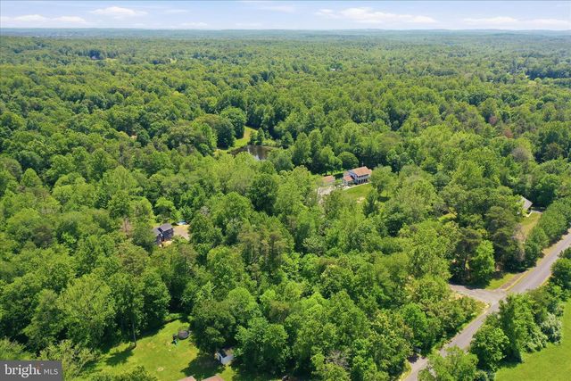 2391 HOLLY SPRINGS RD, Amissville, VA 20106