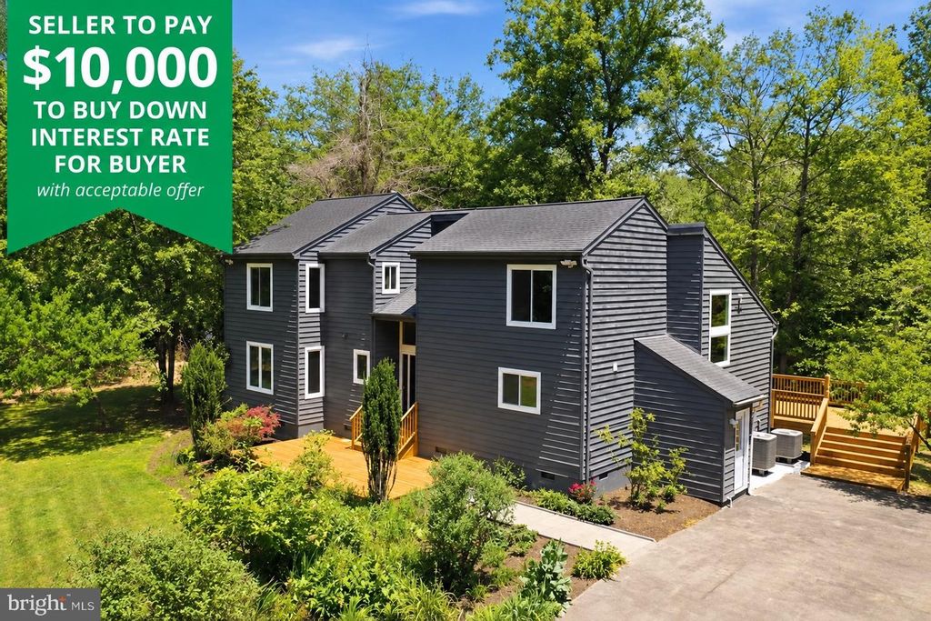 2391 HOLLY SPRINGS RD, Amissville, VA 20106