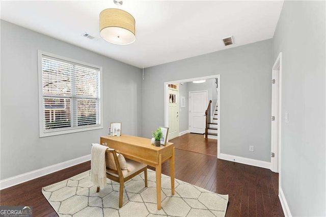 3547 S Sherwood Road, Smyrna, GA 30082