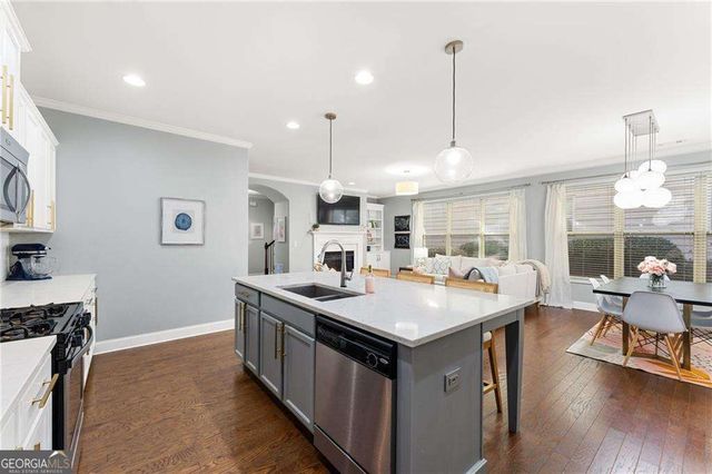 3547 S Sherwood Road, Smyrna, GA 30082