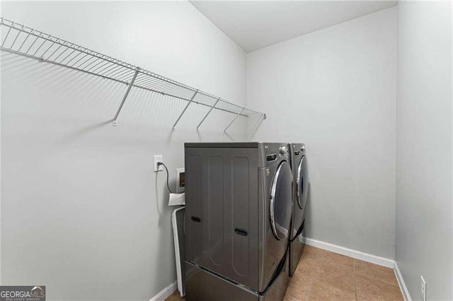 3547 S Sherwood Road, Smyrna, GA 30082