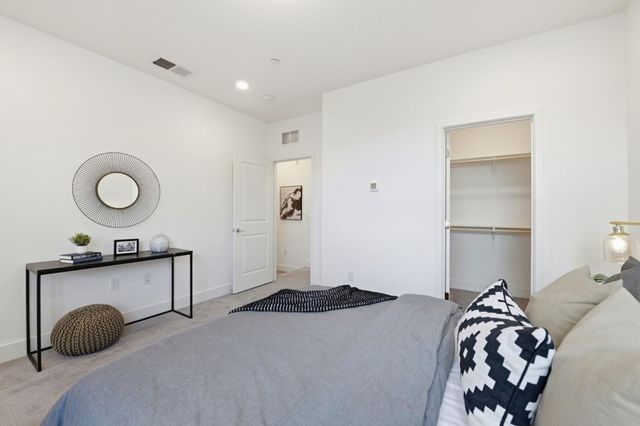 29284 Hub Lane, Hayward, CA 94544