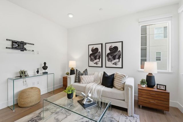 29284 Hub Lane, Hayward, CA 94544