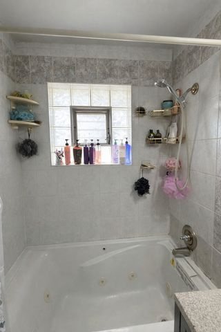 3627 W 121st Place, Alsip, IL 60803