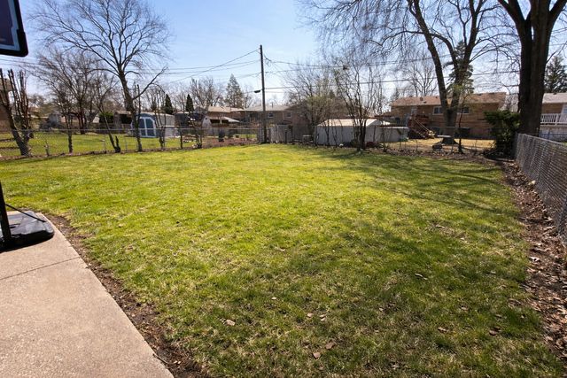 3627 W 121st Place, Alsip, IL 60803