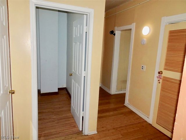 4587 Niessen Court, Cleveland, OH 44109