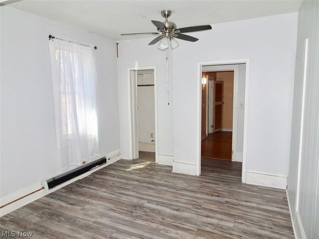 4587 Niessen Court, Cleveland, OH 44109