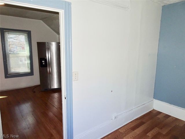 4587 Niessen Court, Cleveland, OH 44109