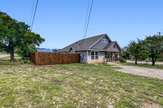111 Alpine Ct, Spring Branch, TX 78070