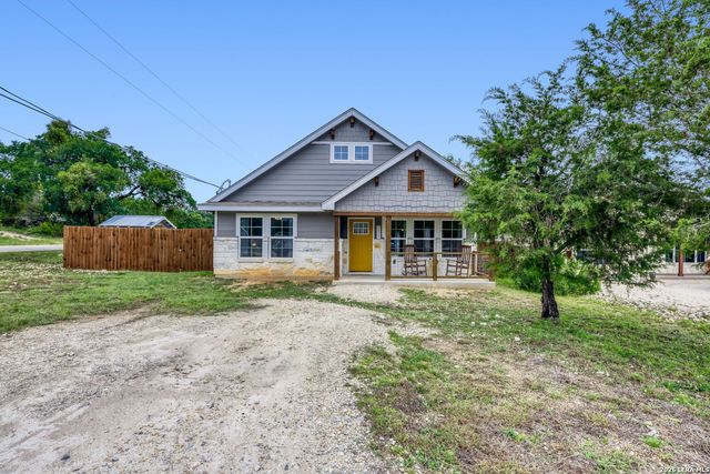 111 Alpine Ct, Spring Branch, TX 78070
