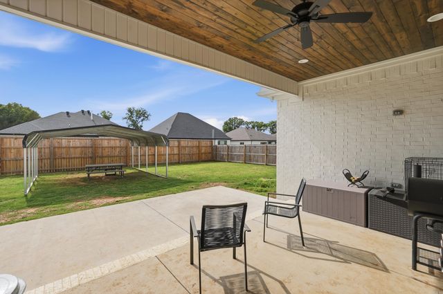 1455 Ronnie Weaver Drive, Conway, AR 72034