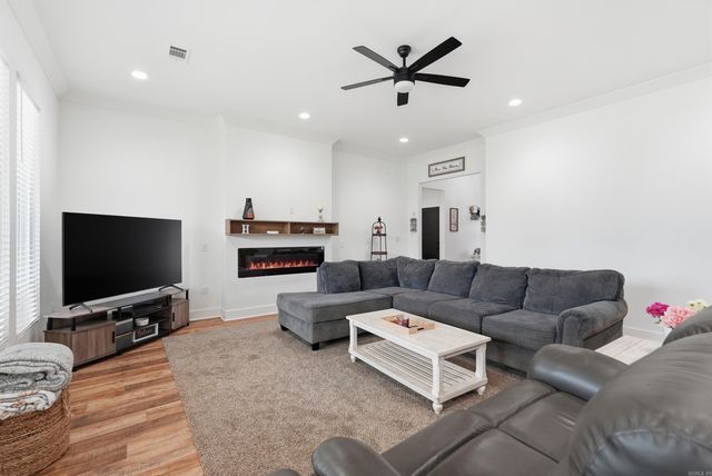 1455 Ronnie Weaver Drive, Conway, AR 72034