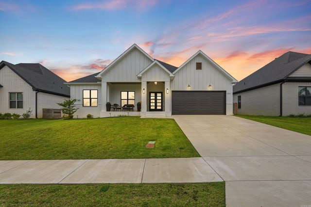 1455 Ronnie Weaver Drive, Conway, AR 72034