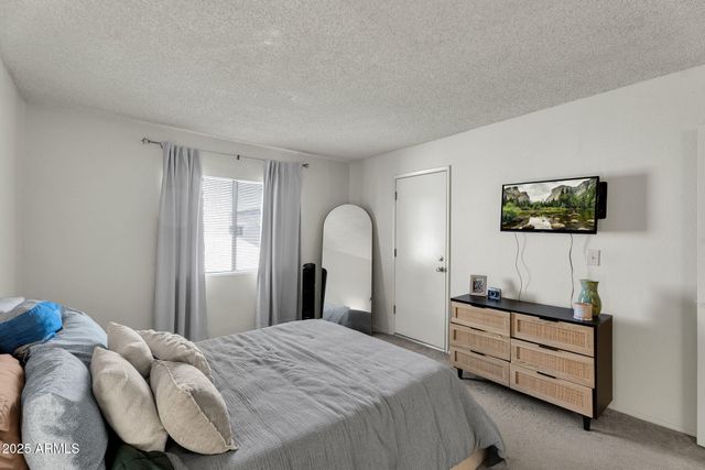 10828 N BILTMORE Drive 223, Phoenix, AZ 85029