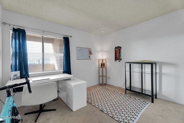 10828 N BILTMORE Drive 223, Phoenix, AZ 85029